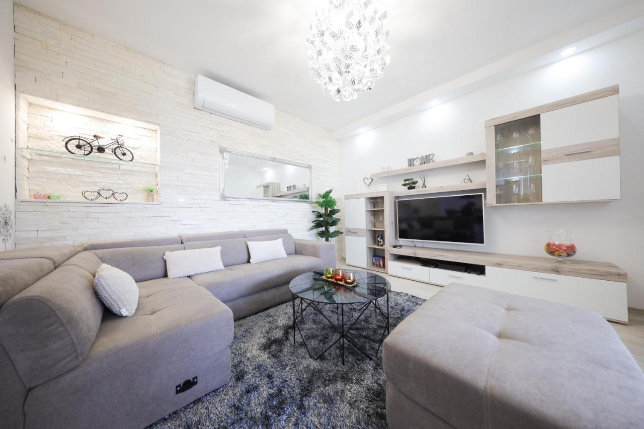 Deluxe Look Lägenhet Zadar Exteriör bild
